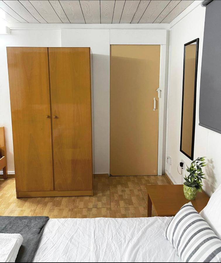 Comfortable, Modern Studio Apartment Протарас Екстериор снимка