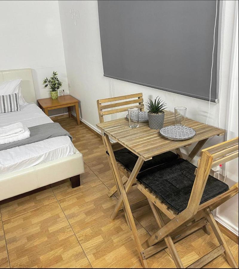 Comfortable, Modern Studio Apartment Протарас Екстериор снимка