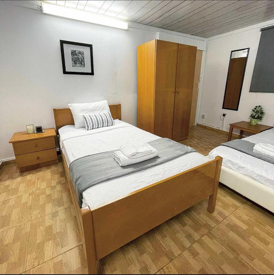 Comfortable, Modern Studio Apartment Протарас Екстериор снимка
